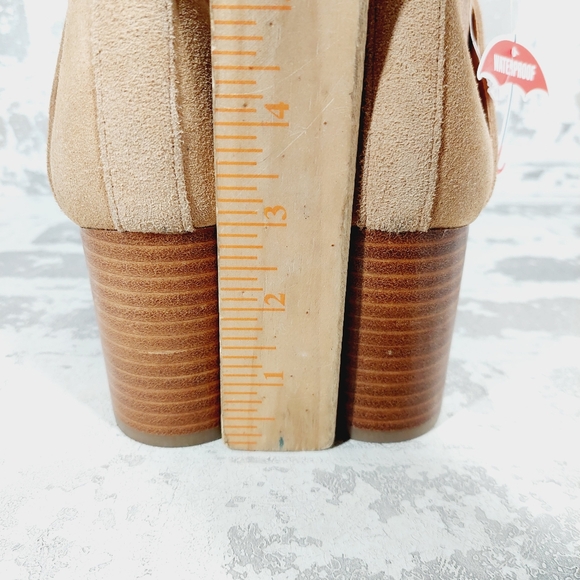 NEW Blondo Tamzin Waterproof Bootie in Tan Suede A250 - Picture 10 of 15